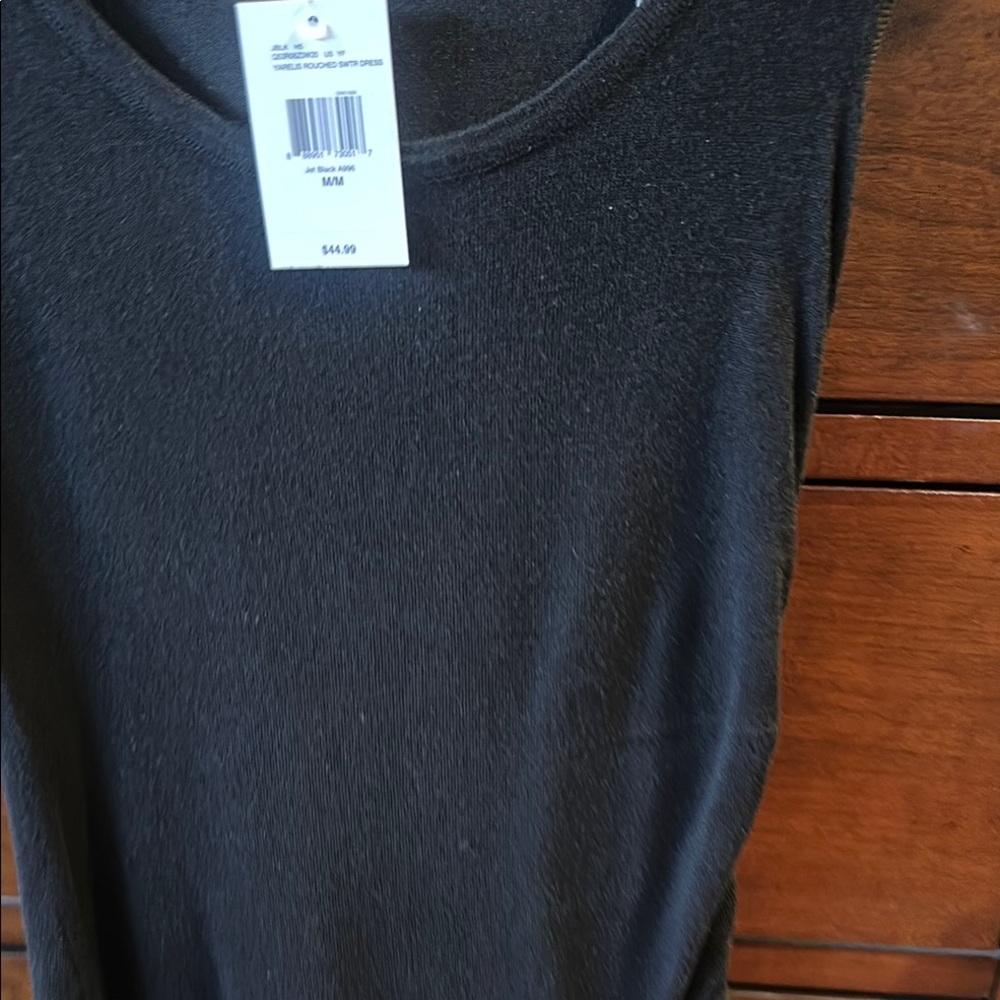 Chic Black Cap Sleeve Dress